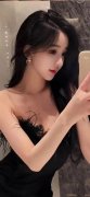 他迟缓而无力的撞着正在车里视频（中国
